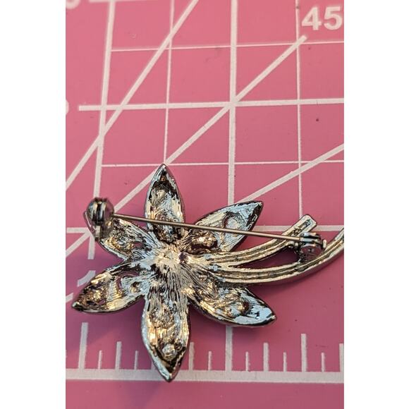 Pink AB Crystal Silver Tone Filigree Floral Brooch - Picture 4 of 5